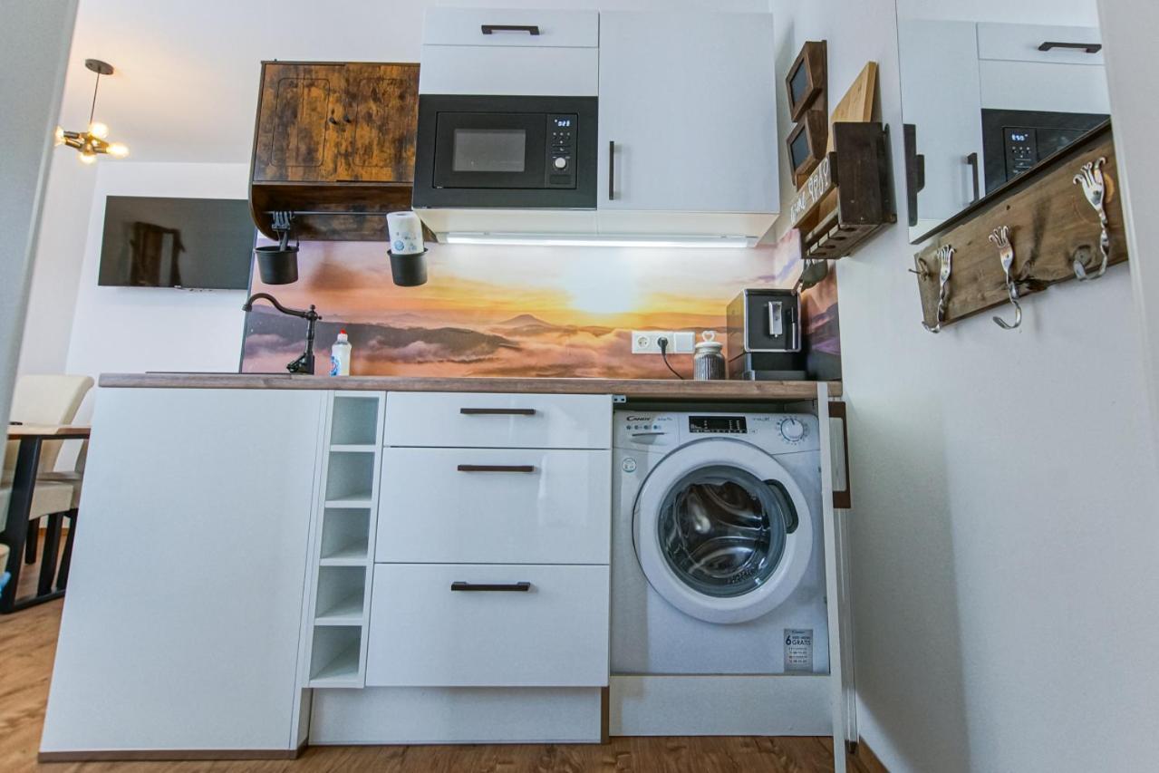 Auszeit Steiraland 7 Mit Ueberdachten Balkon Und Parkplatz 莱奥本 外观 照片