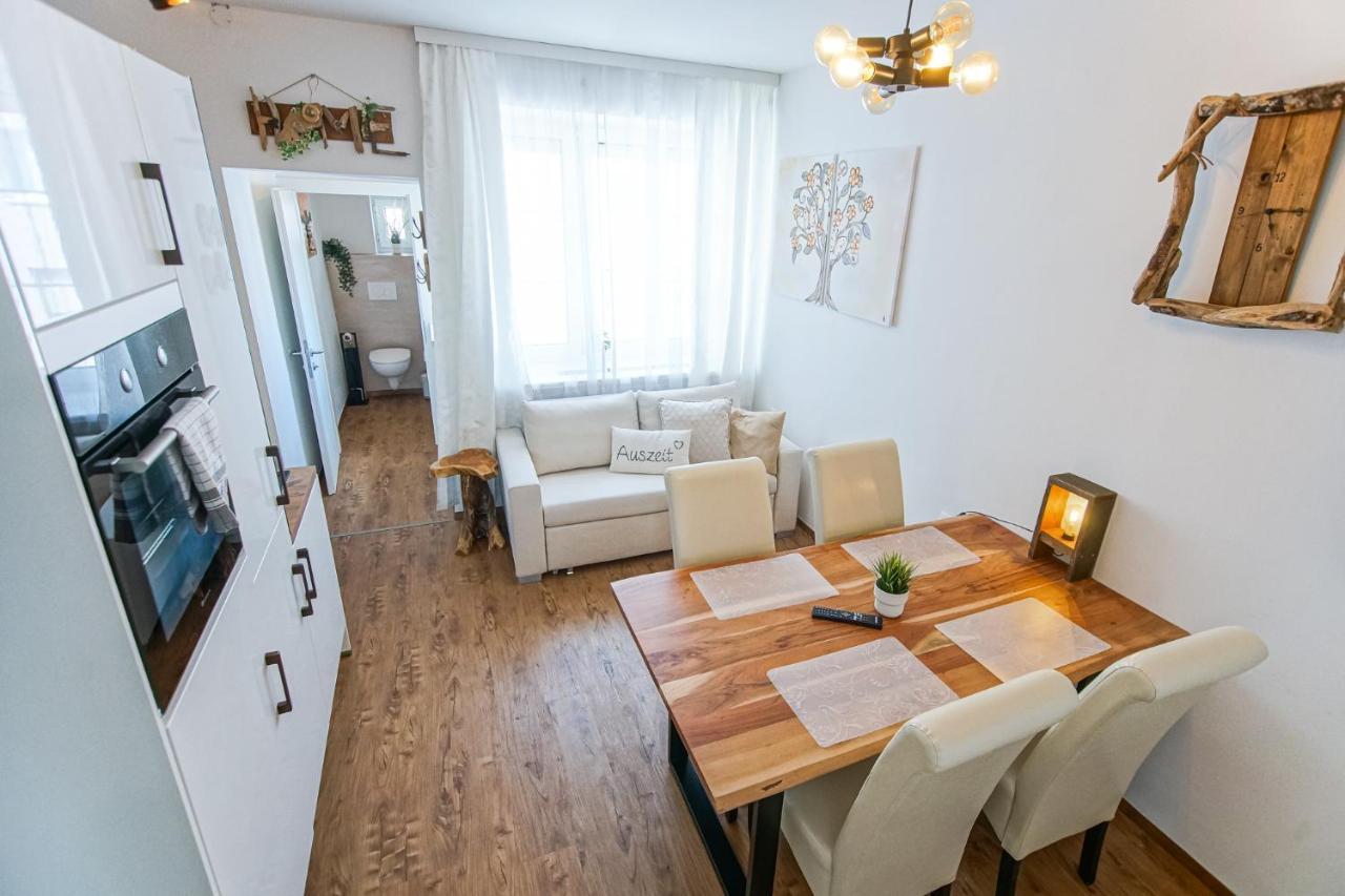 Auszeit Steiraland 7 Mit Ueberdachten Balkon Und Parkplatz 莱奥本 外观 照片