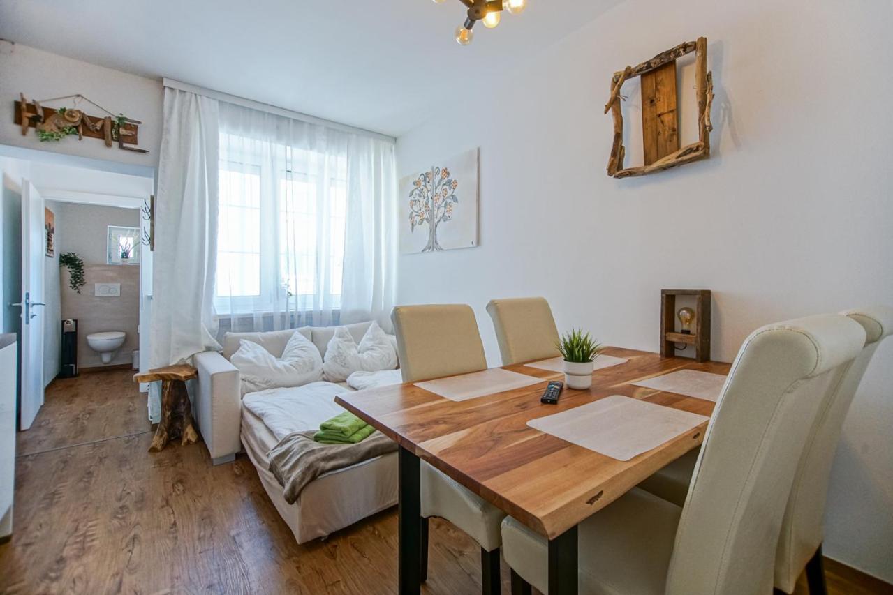 Auszeit Steiraland 7 Mit Ueberdachten Balkon Und Parkplatz 莱奥本 外观 照片