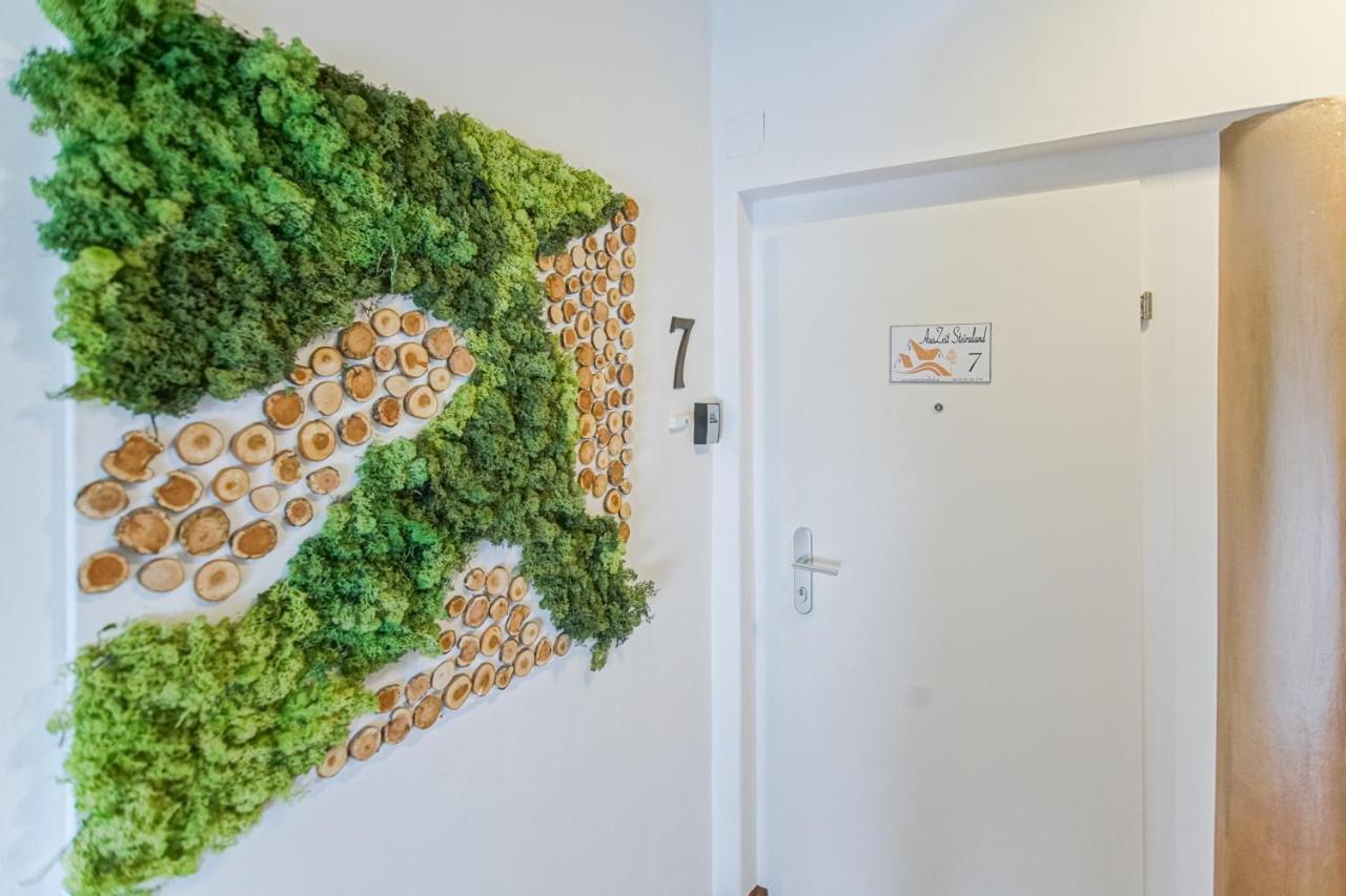 Auszeit Steiraland 7 Mit Ueberdachten Balkon Und Parkplatz 莱奥本 外观 照片