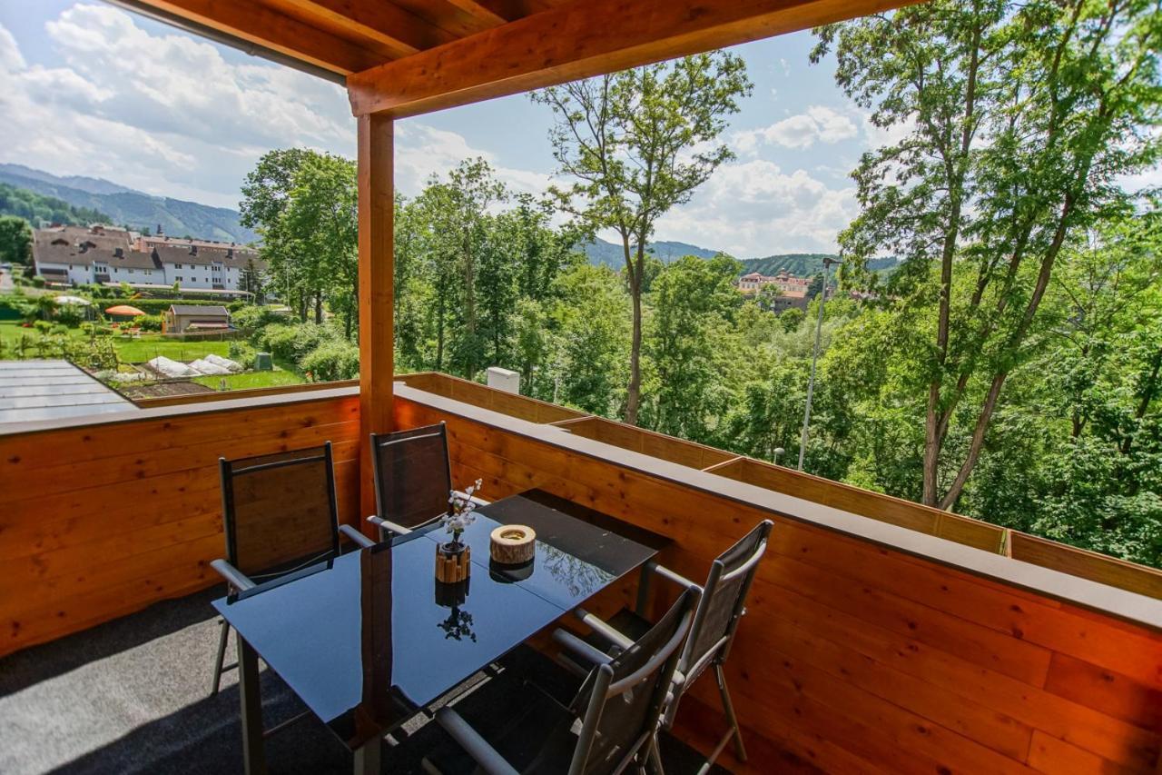 Auszeit Steiraland 7 Mit Ueberdachten Balkon Und Parkplatz 莱奥本 外观 照片